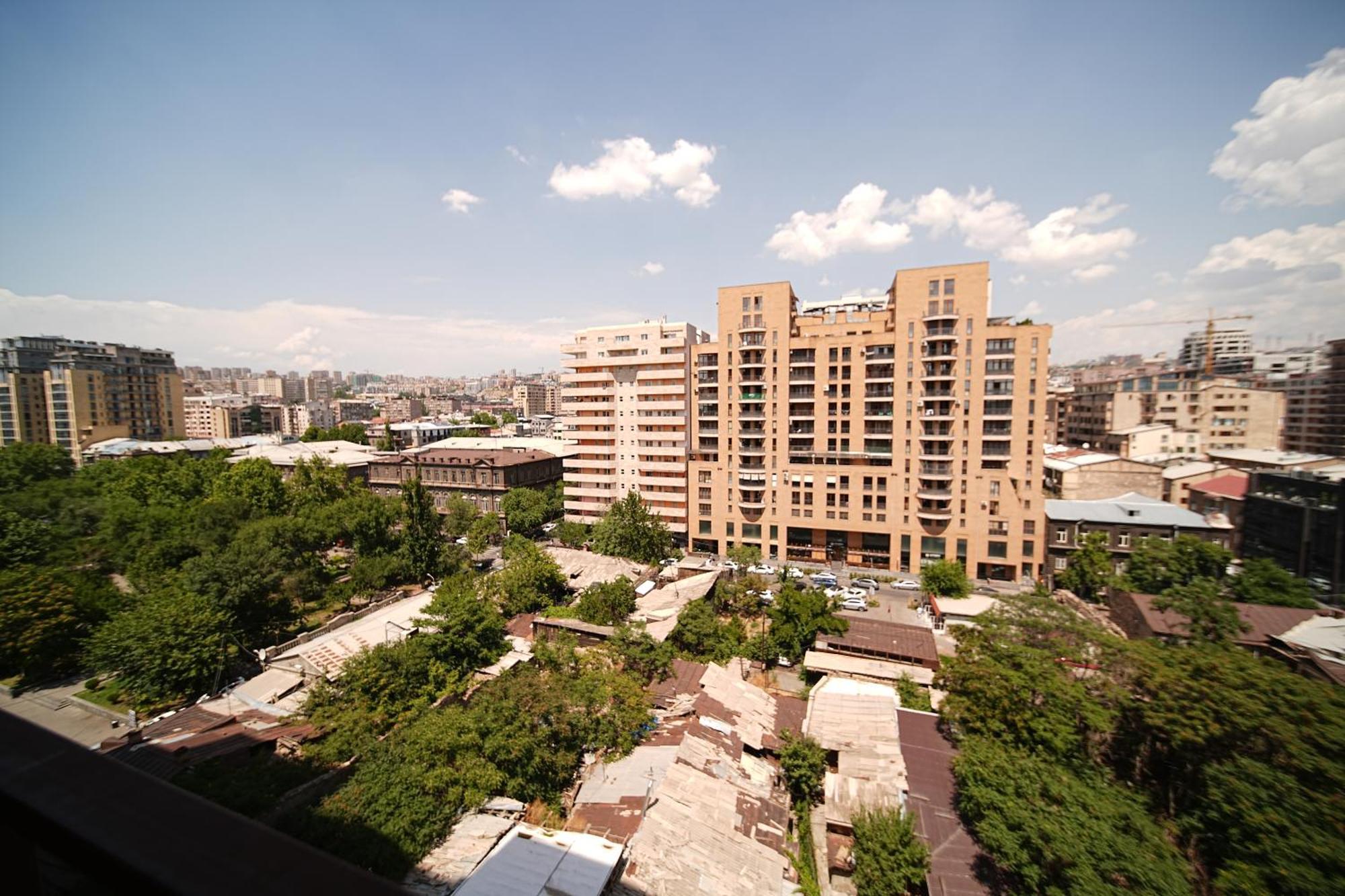Sweet Home Apart-Hotel Yerevan Exterior photo